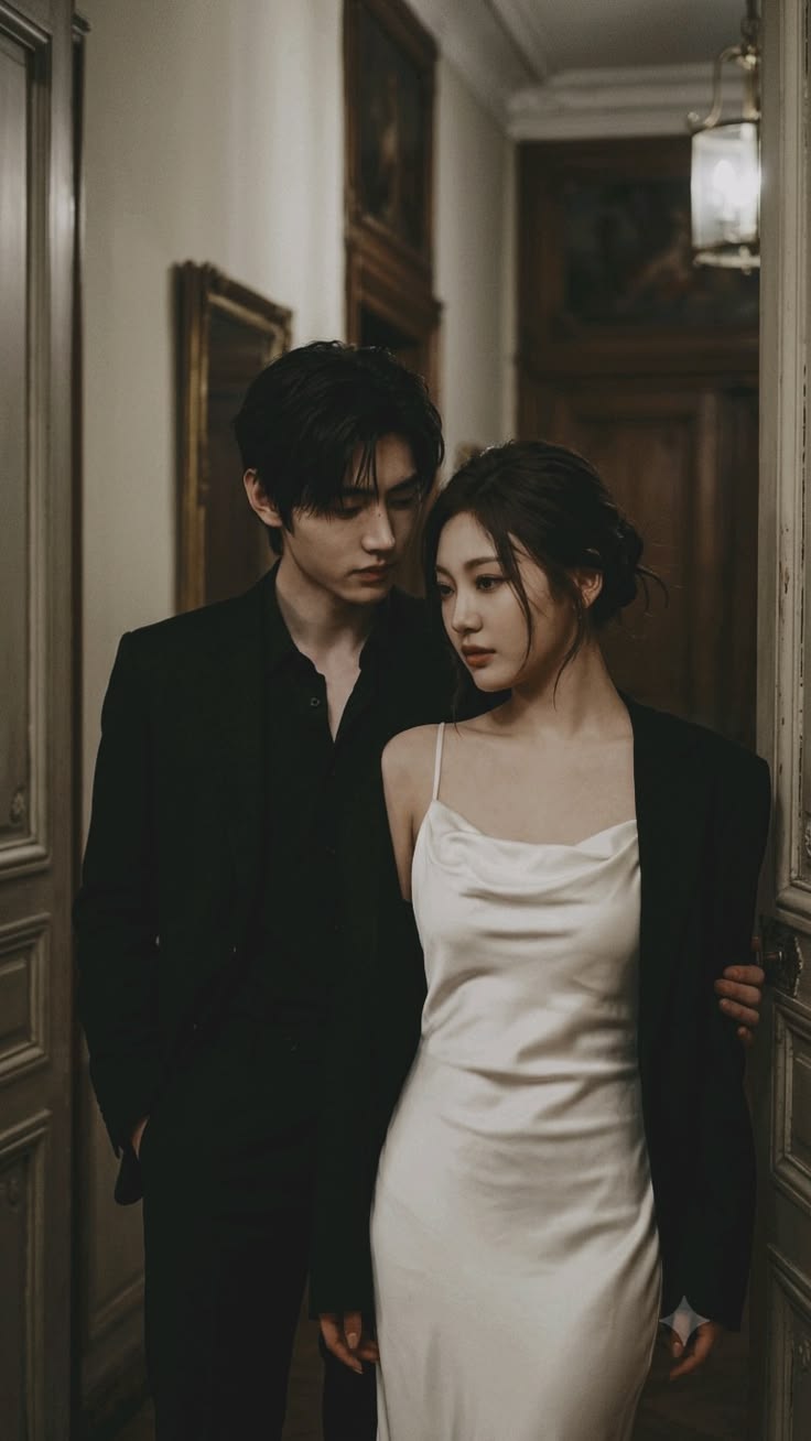 Kiếp Trước Bị Thiêu Sống Vì Trả Thù, Trùng Sinh Tôi Tự Tay Đẩy Bạch Nguyệt Quang Vào Phòng Tra Nam