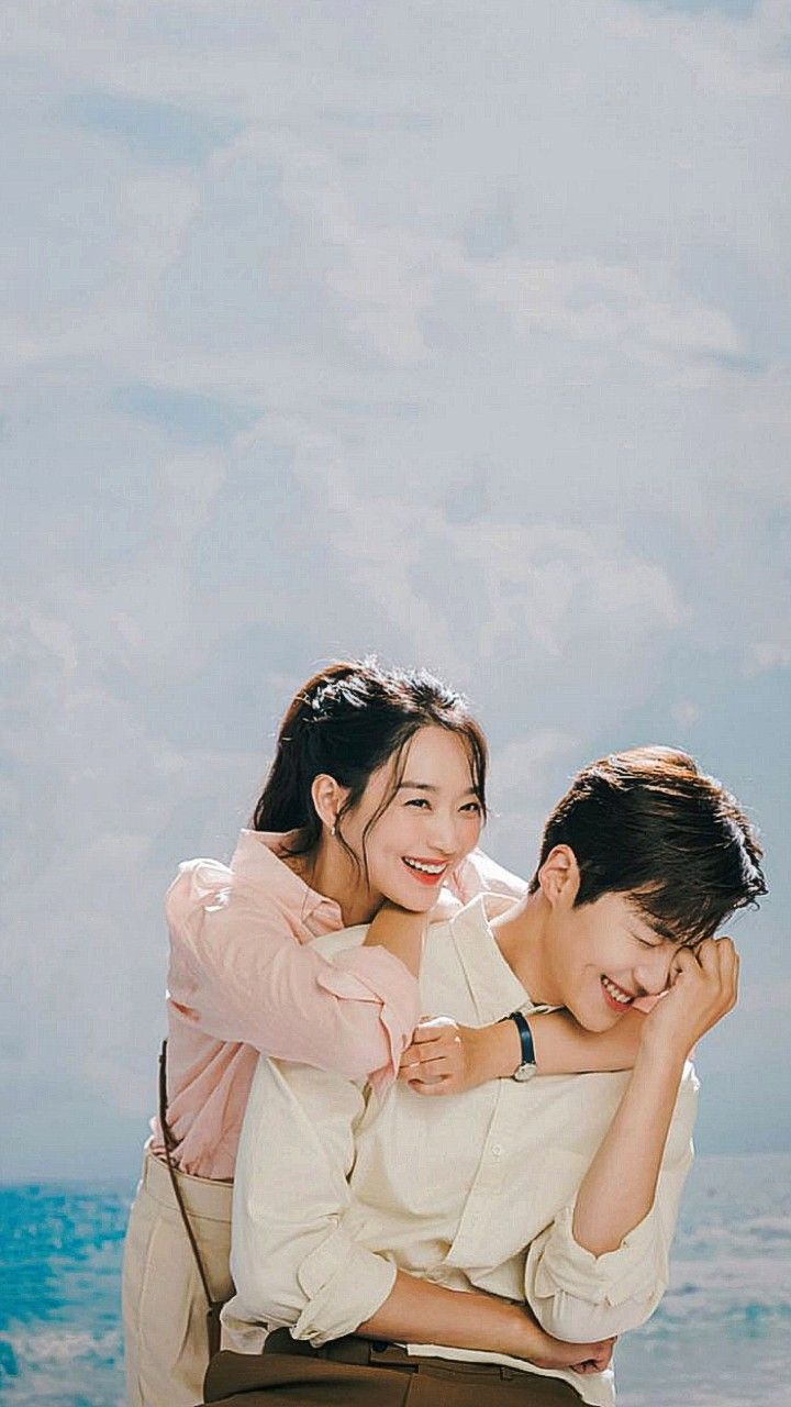Lỡ Tay Đào Trúng Tổ Rắn Hoàng Gia