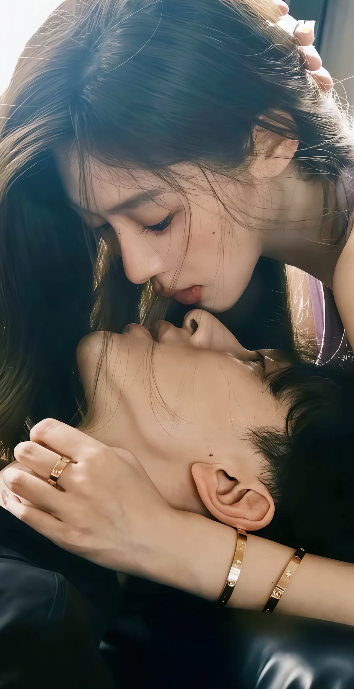 Mặc Áo Sơ Mi Ướt Sũng Dụ Chồng Ngốc, Tôi "Xịt Keo" Vì Bị Anh Dùng Thắt Lưng Trói Ngược
